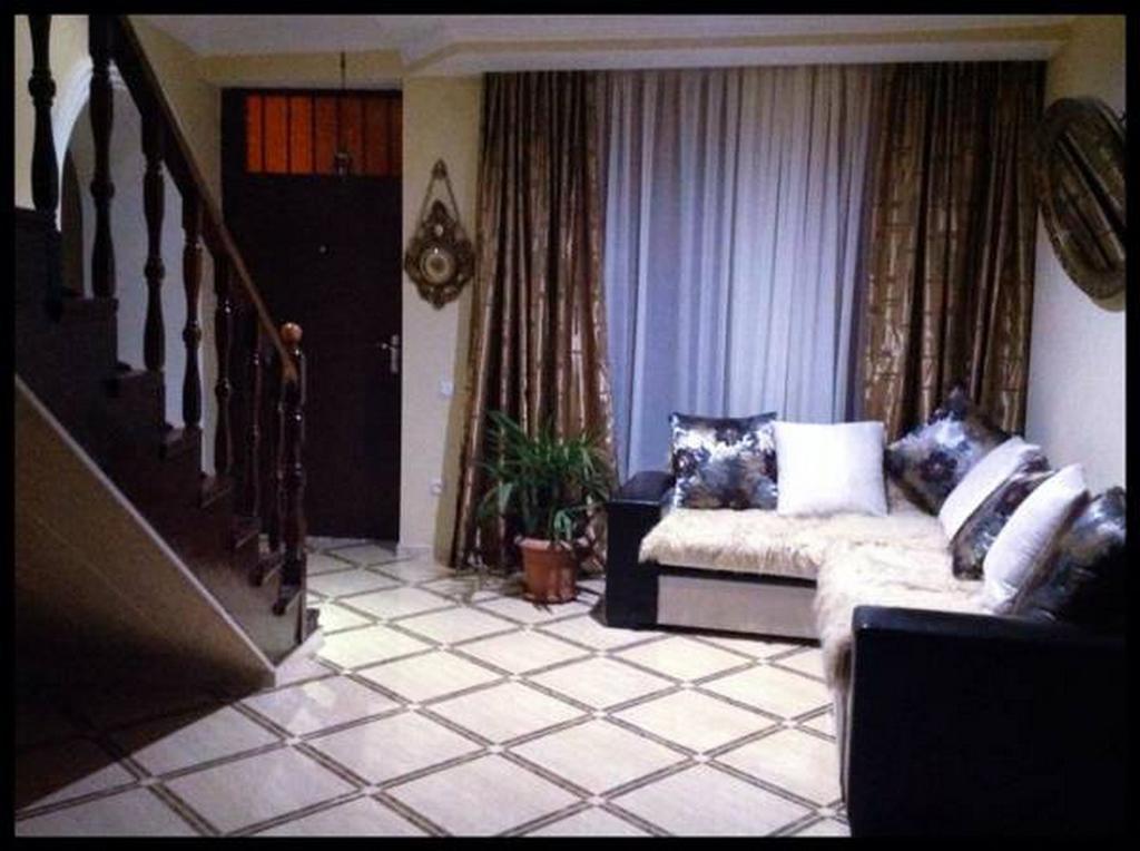 Lelis Guest House Sighnaghi Extérieur photo