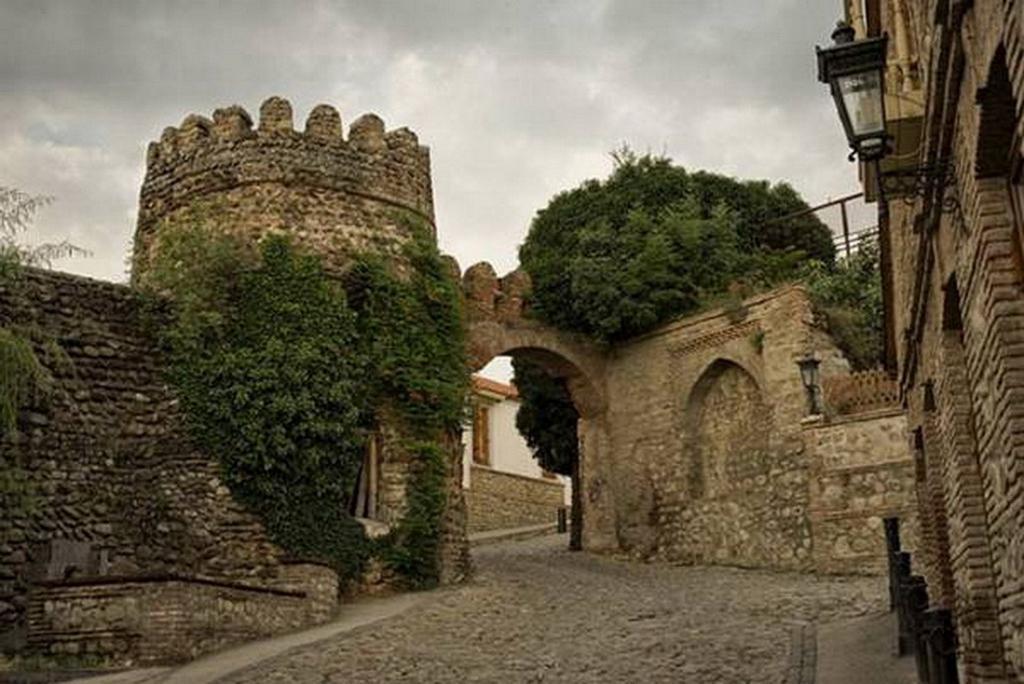 Lelis Guest House Sighnaghi Extérieur photo