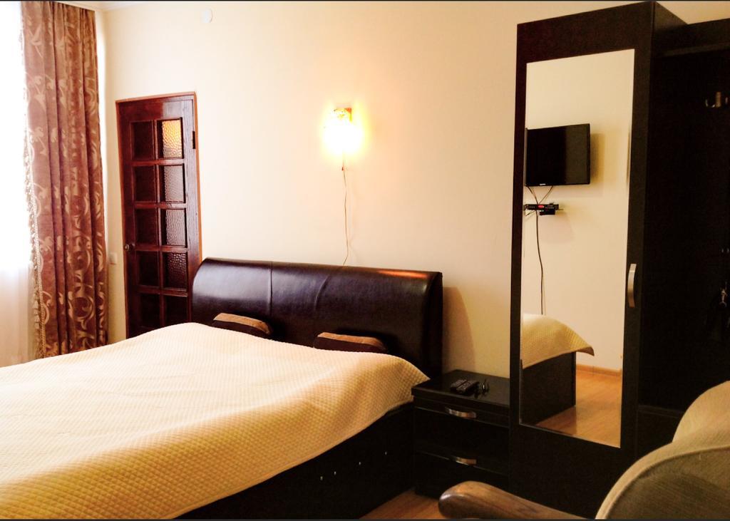 Lelis Guest House Sighnaghi Extérieur photo