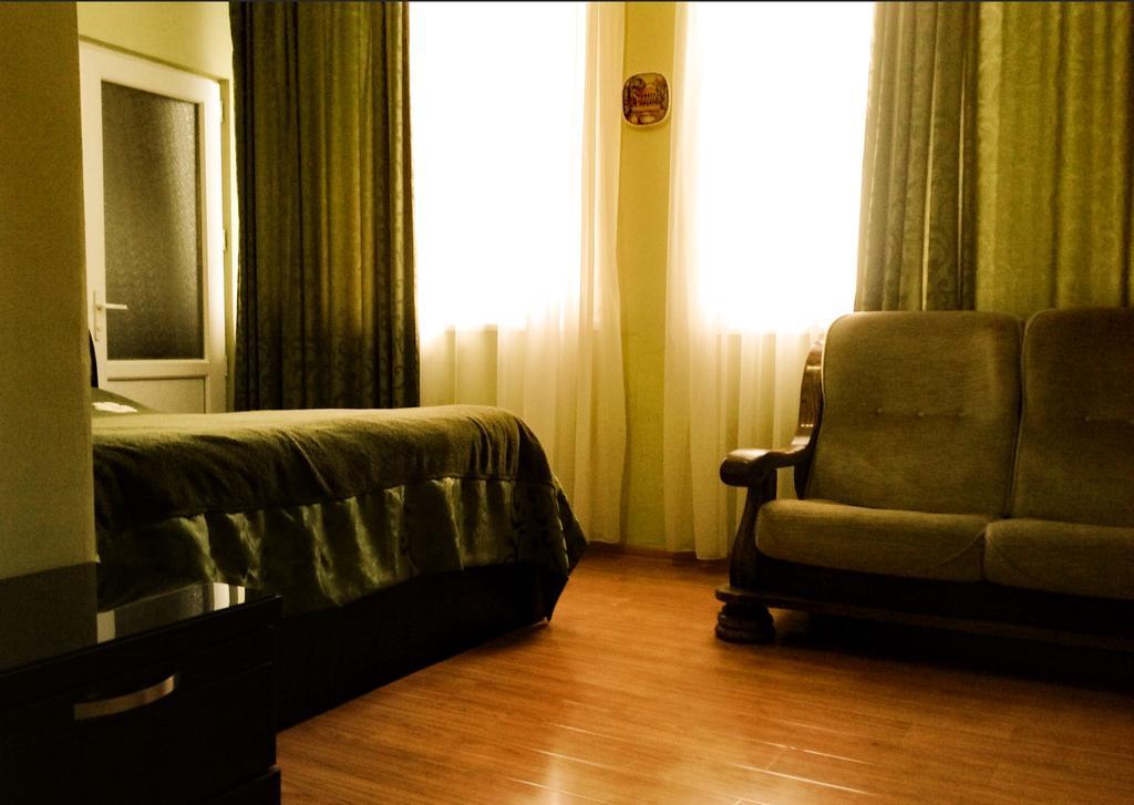 Lelis Guest House Sighnaghi Extérieur photo