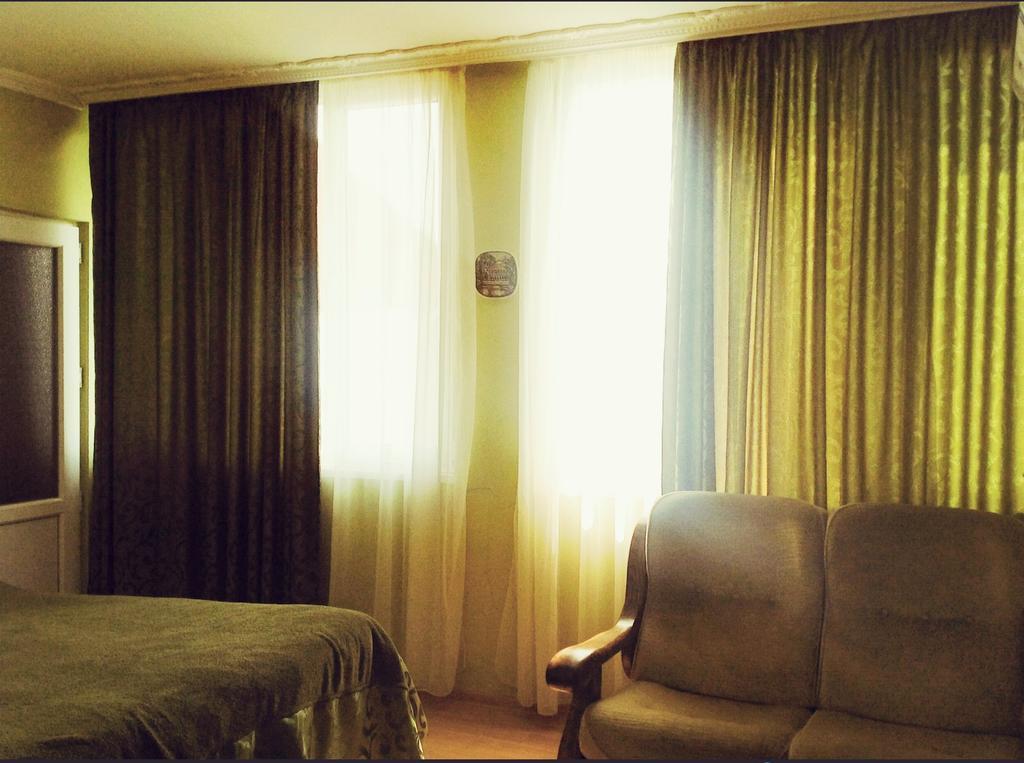 Lelis Guest House Sighnaghi Extérieur photo