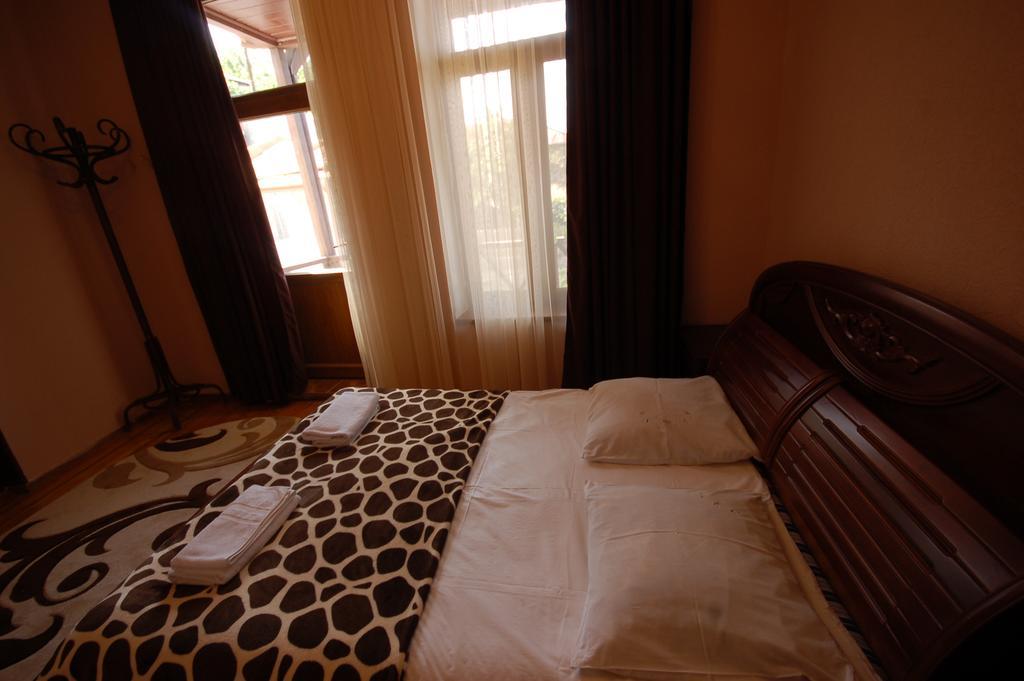 Lelis Guest House Sighnaghi Extérieur photo