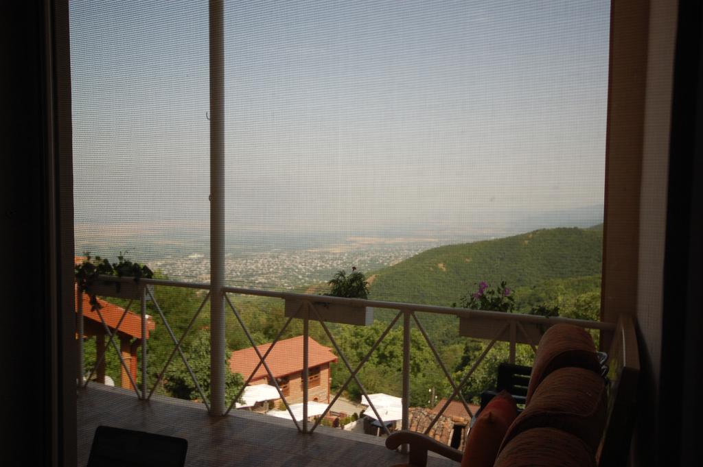 Lelis Guest House Sighnaghi Extérieur photo